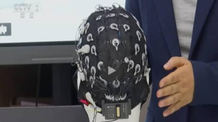 Τετραπληγία: Το πρώτο εμφυτεύσιμο BCI επιστρέφει κίνηση στα χέρια