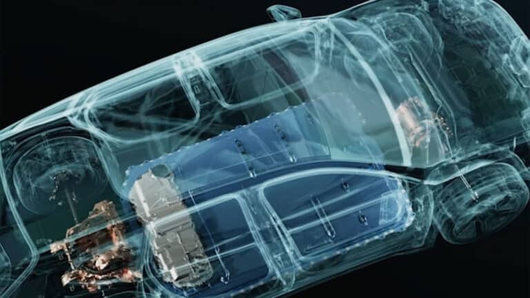 BMW: Νέο eDrive 800V με αυτονομία 900+ χιλιομέτρων και φόρτιση 10 λεπτών