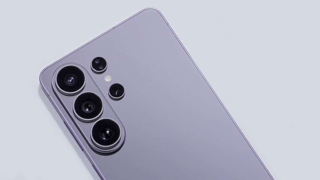 Samsung Galaxy S26 Ultra camera closeup