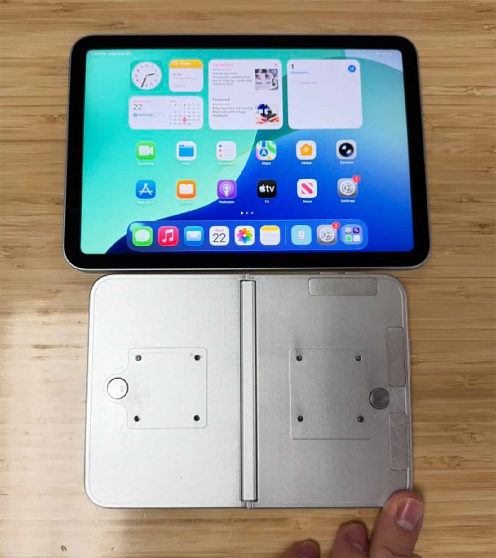iPhone Fold dummy