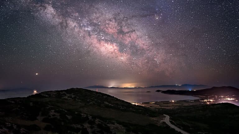 Οι 5 εφαρμογές που χρησιμοποιούν οι φωτογράφοι για τέλειες λήψεις του Γαλαξία
