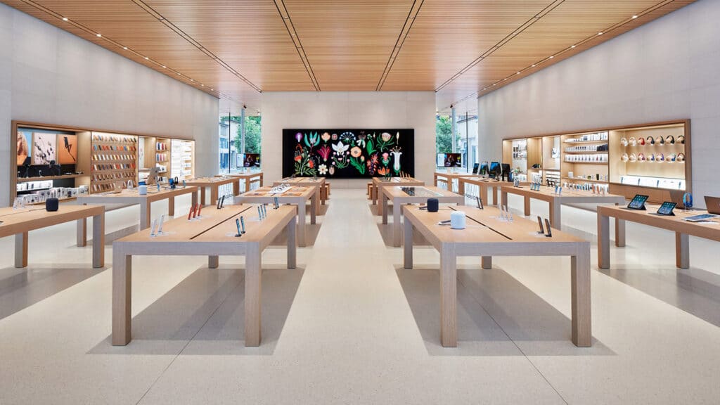 Inside Apple Store