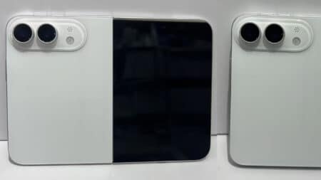 iPhone Fold: Νέες φωτογραφίες αποκαλύπτουν τι ετοιμάζει η Apple
