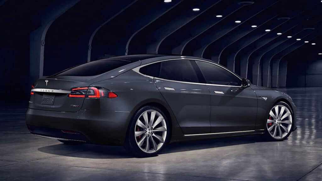 Tesla Model S 90D 2016