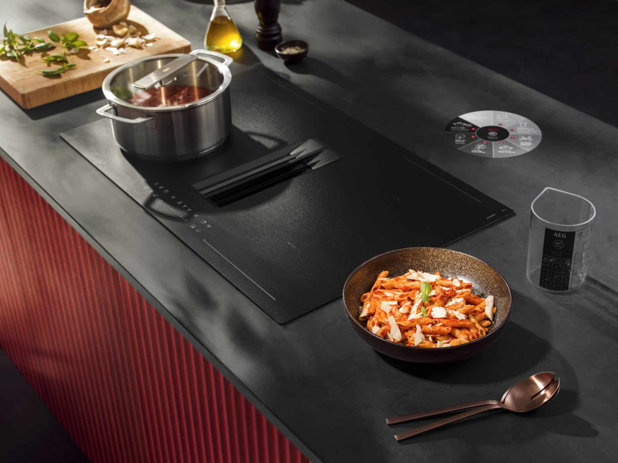 AEG 7000 XTM OnePot Pasta
