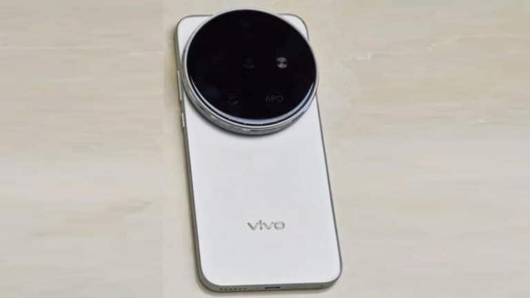 Vivo X500 Pro Max: Διέρρευσε φωτογραφία με τεράστιo camera bump